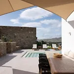 Retreat Hill Luxury Mykonos Villa *