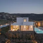 Retreat Hill Luxury Mykonos Villa