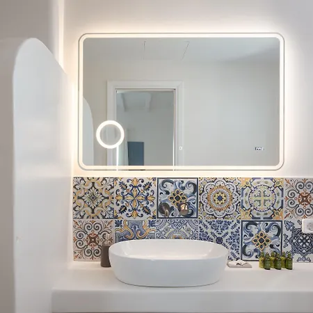 Retreat Hill Luxury Mykonos Villa *