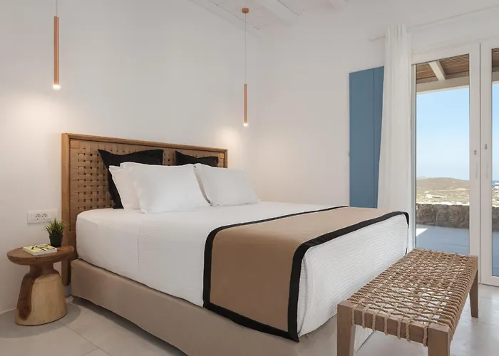 Retreat Hill Luxury Mykonos Villa Ano Mera